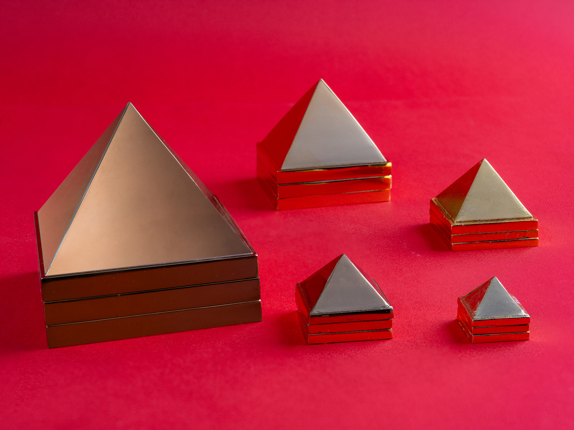 Energized Panchdhatu Shree Yantra Pyramid